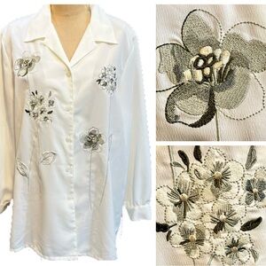 VINTAGE earthy sage floral wildflower  embroidered button down blouse‎ plus size
